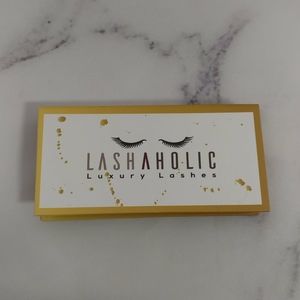 Lashaholic Luxury Lashes in Instagram NWT